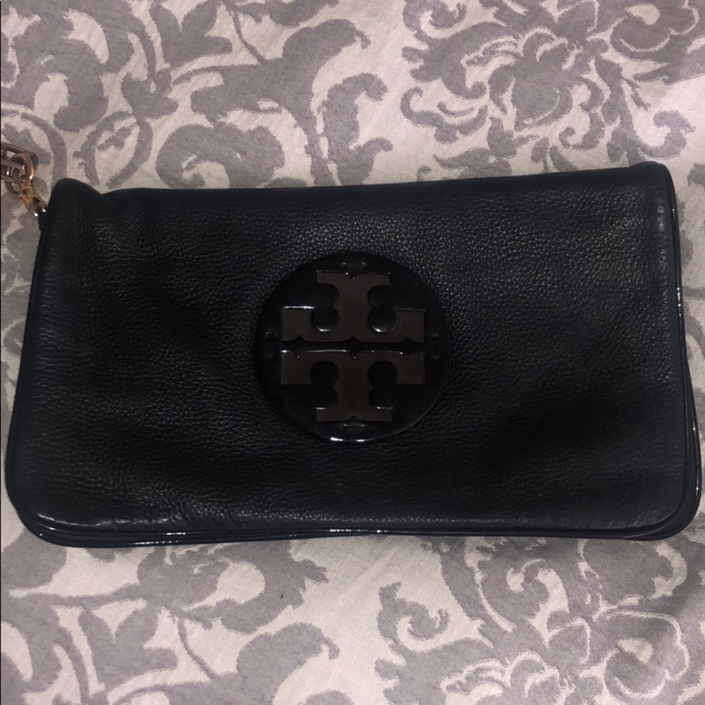 Flash sale!! Tory Burch Reva Clutch